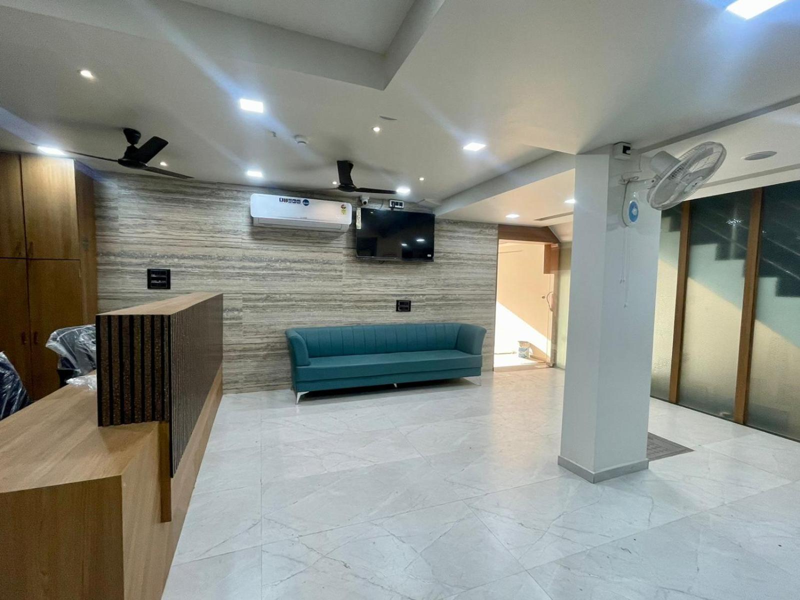 Hotel Royal Elite 라즈콧 외부 사진